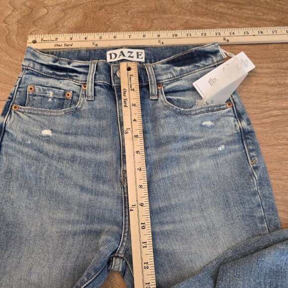 Daze Go Getter Jeans Distressed High Rise Flare Leg New Blue Size 26 - Picture 15 of 17